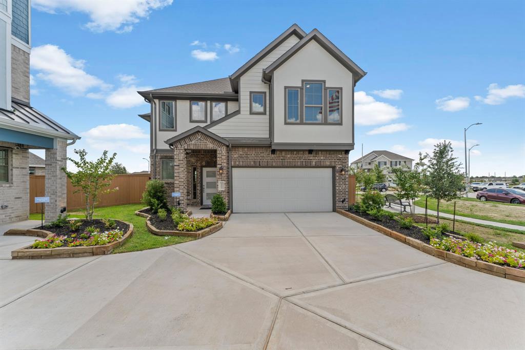 7706 Meadow Mouse Lane, Katy, Texas image 2