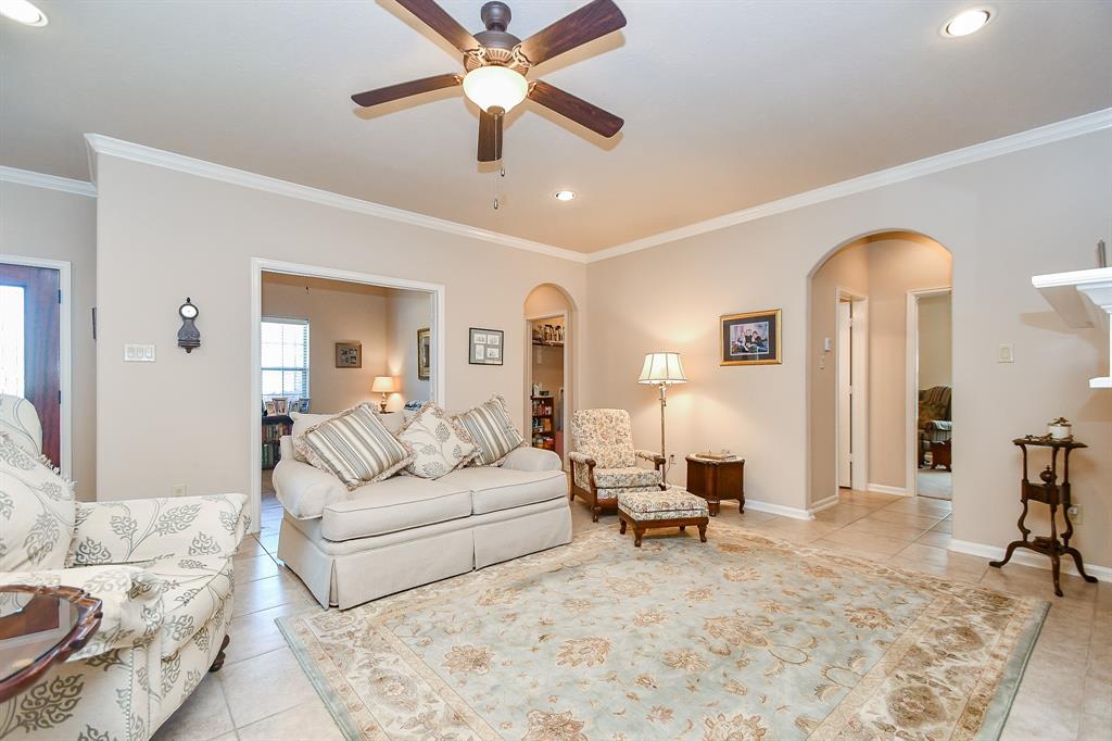 528 Ironwood Forest Drive, Richmond, Texas image 3