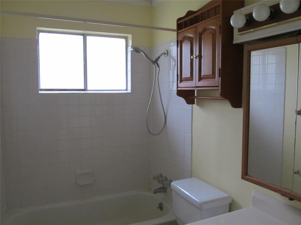 622 Bradley Street, Seabrook, Texas image 16