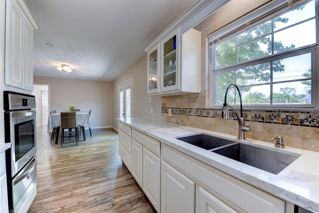 Houston, Texas 77092, United States, 3 Bedrooms Bedrooms, ,2 BathroomsBathrooms,Residential,Active,106078