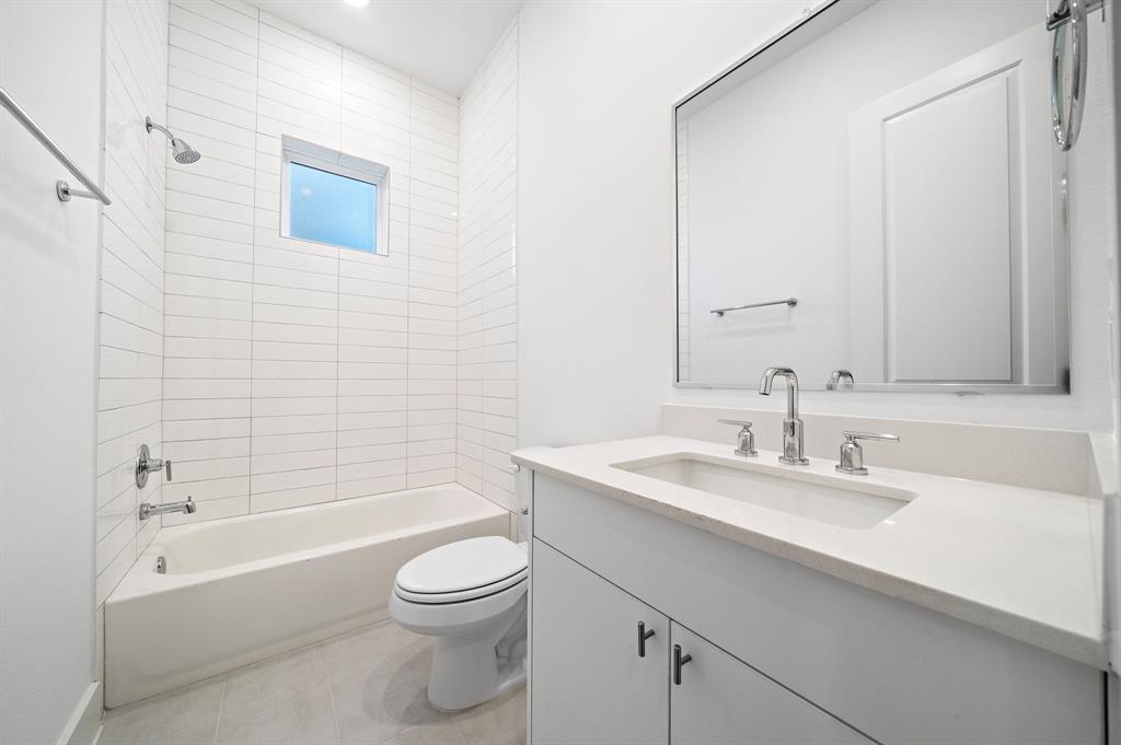11118 Savannah Woods Lane, Houston, Texas image 18