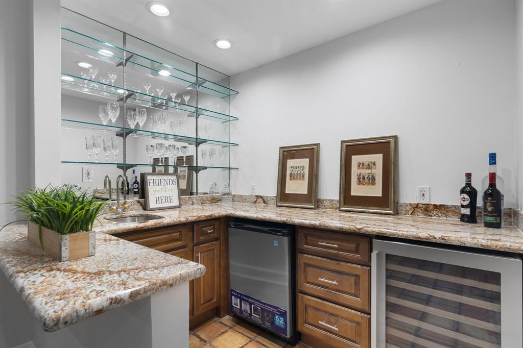 9171 Briar Forest Dr, Houston, Texas image 9