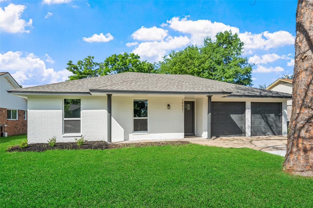 10431 Heather Hill Drive, Houston, Texas image 2