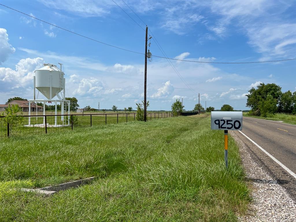 00 Fm 686, Dayton, Texas image 8