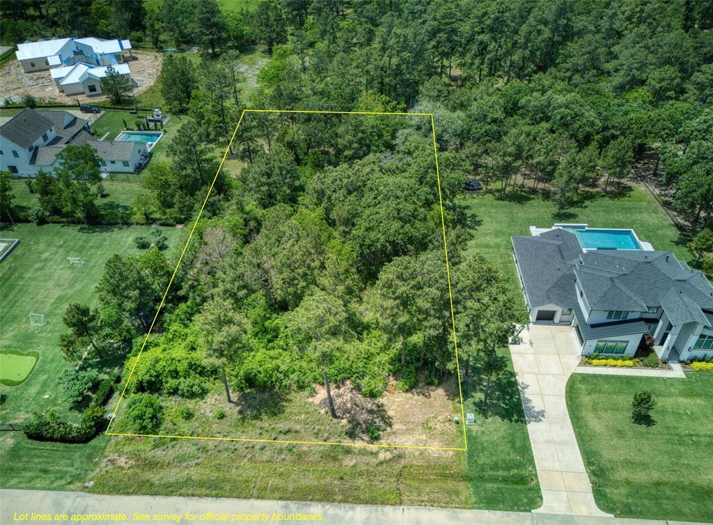 31111 Spring Lake Boulevard, Tomball, Texas image 1