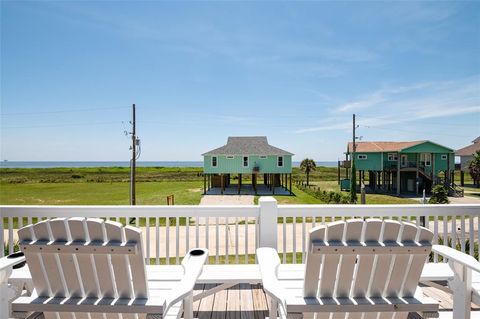 A home in Crystal Beach