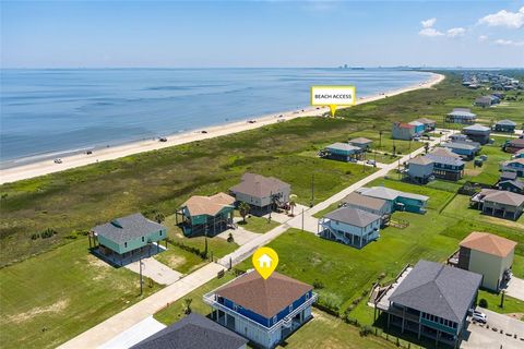 A home in Crystal Beach