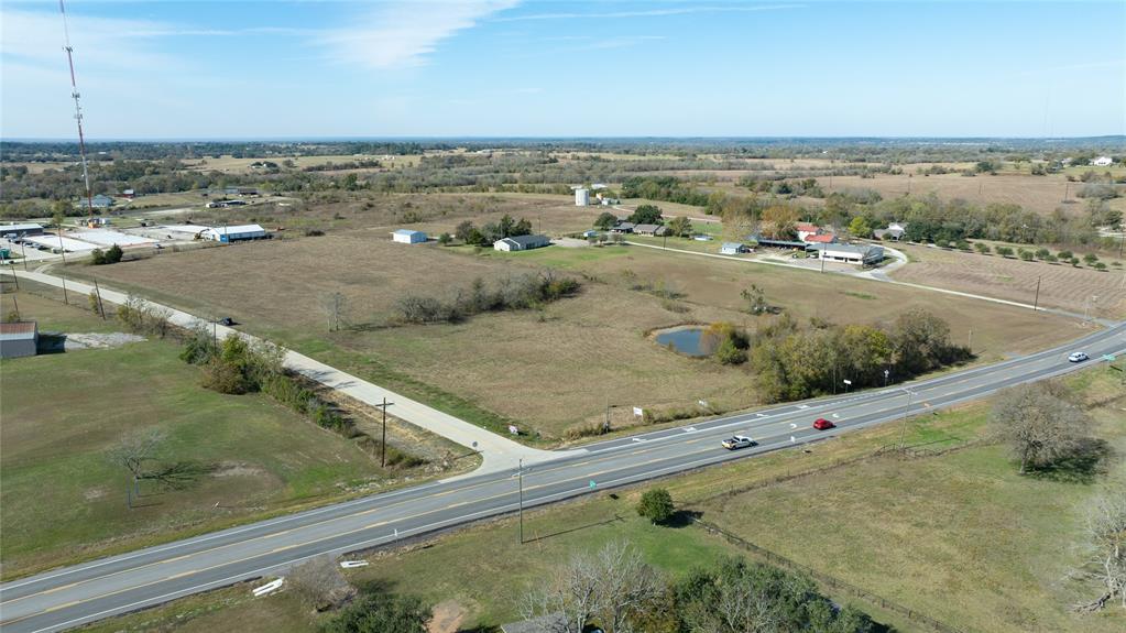 00 Tx 90, Anderson, Texas image 13