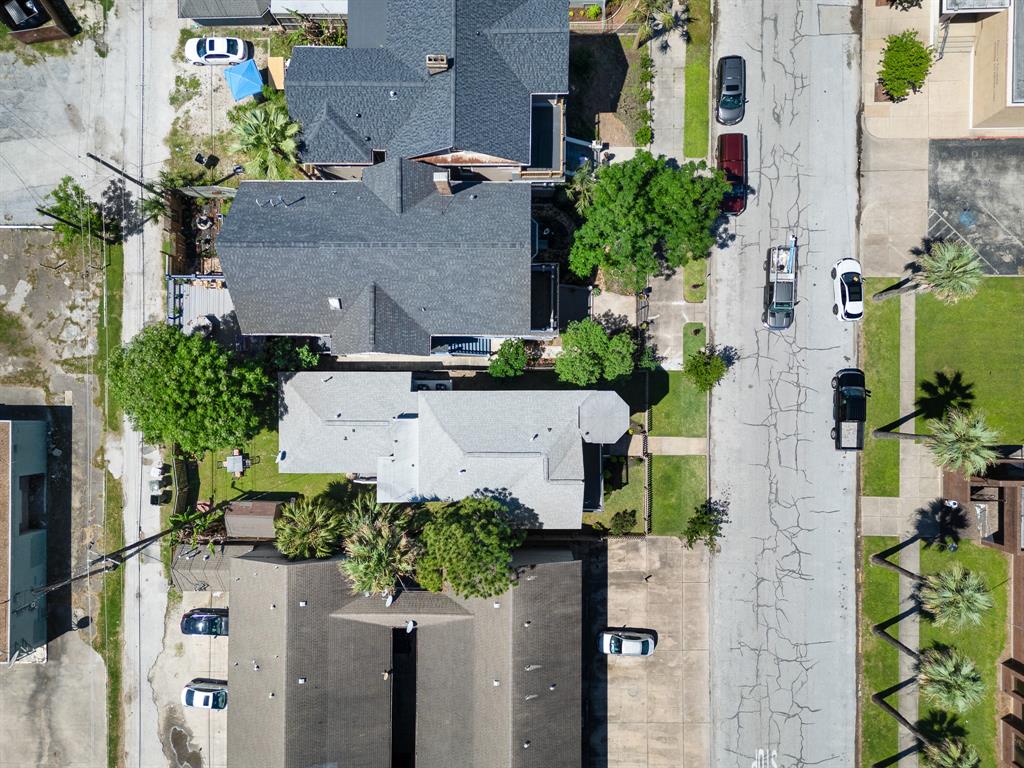 1911 Sealy Street, Galveston, Texas image 43