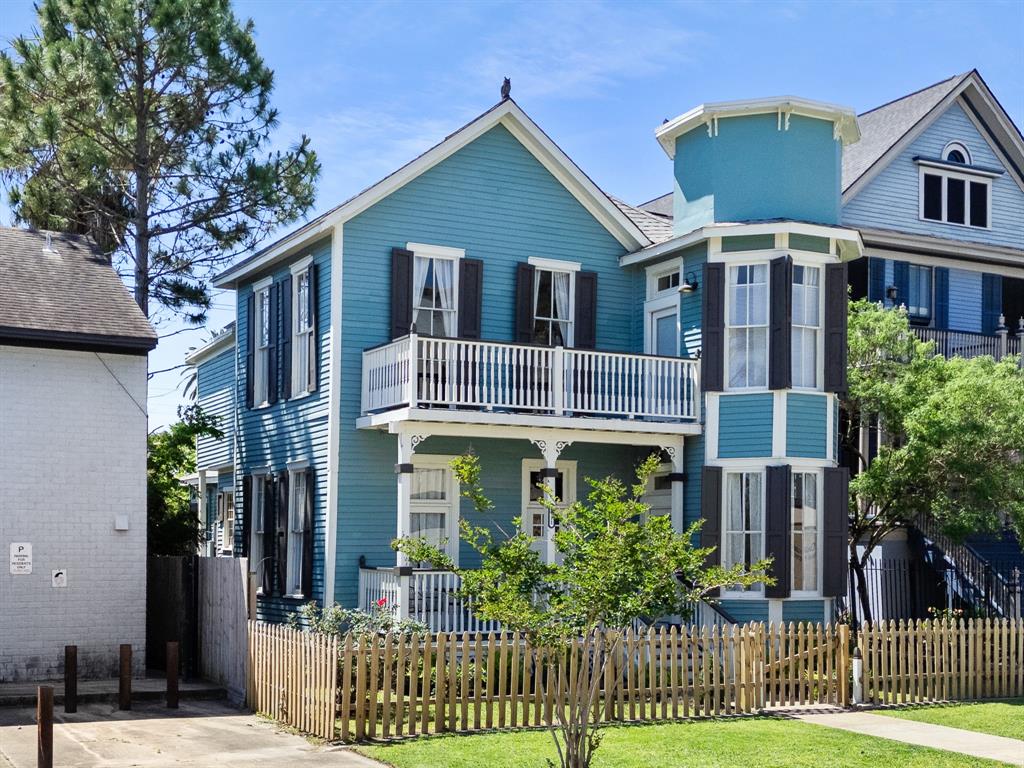 1911 Sealy Street, Galveston, Texas image 2