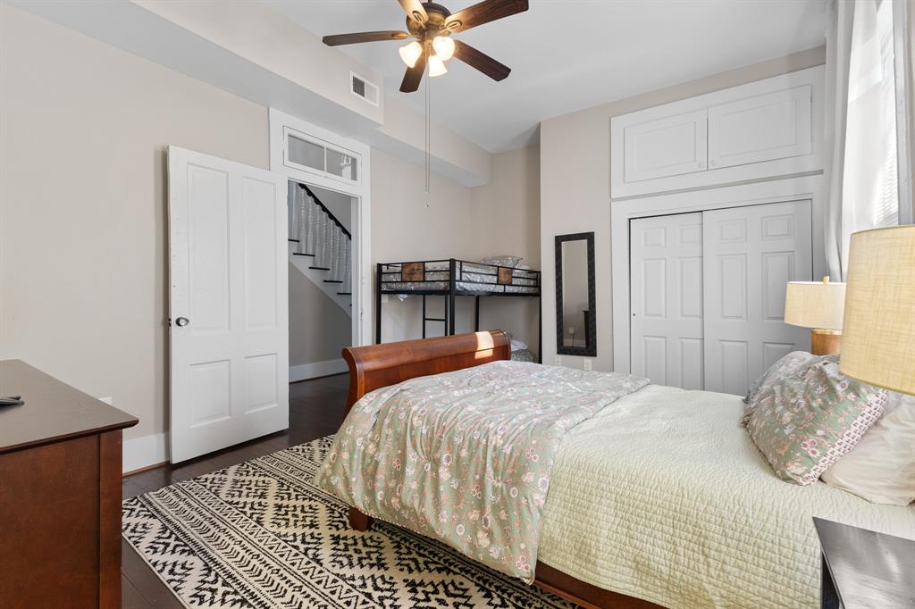 1911 Sealy Street, Galveston, Texas image 41