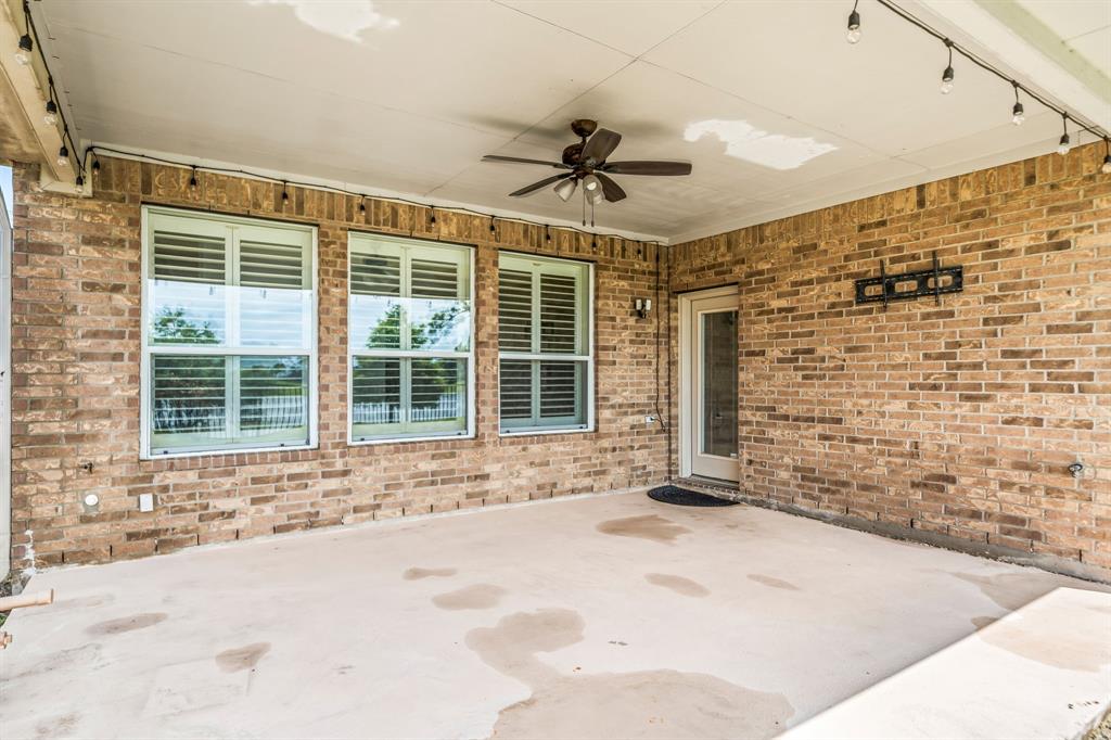 2107 Pearl Bay Court, Pearland, Texas image 38