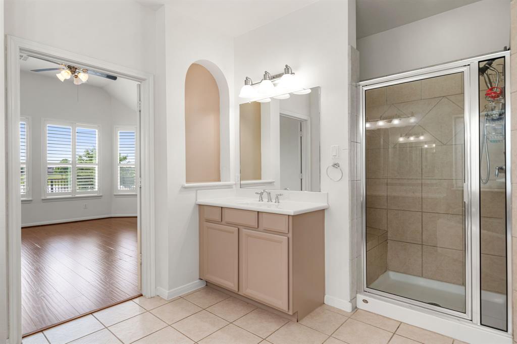2107 Pearl Bay Court, Pearland, Texas image 21