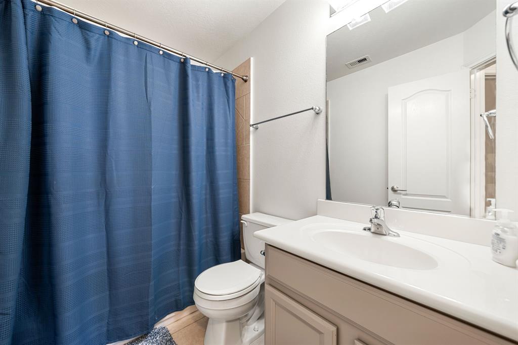 2107 Pearl Bay Court, Pearland, Texas image 32
