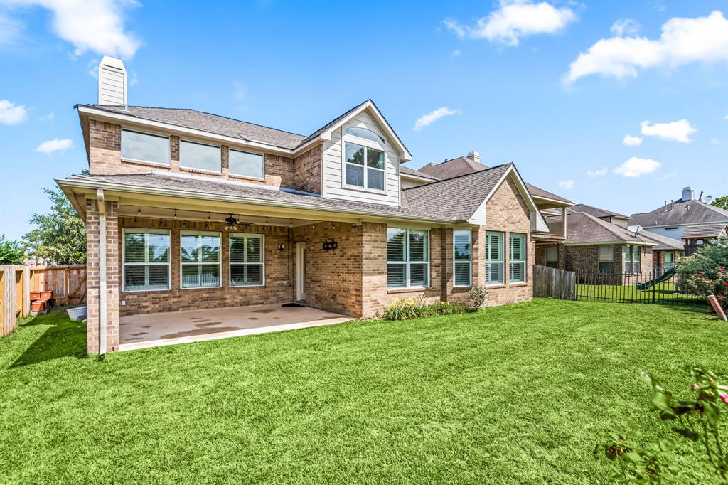 2107 Pearl Bay Court, Pearland, Texas image 40