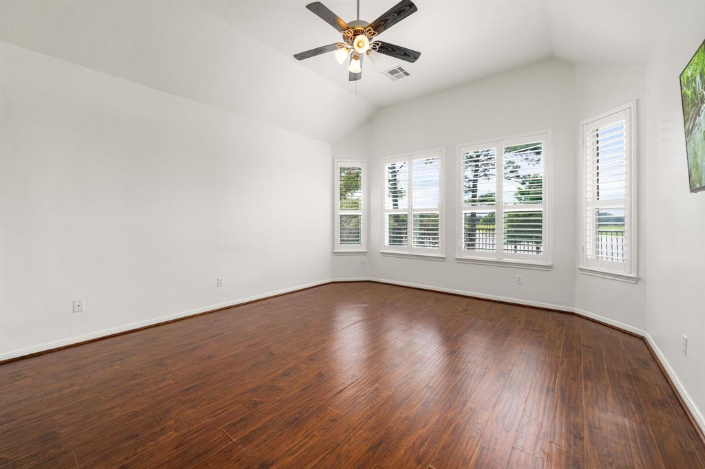 2107 Pearl Bay Court, Pearland, Texas image 19