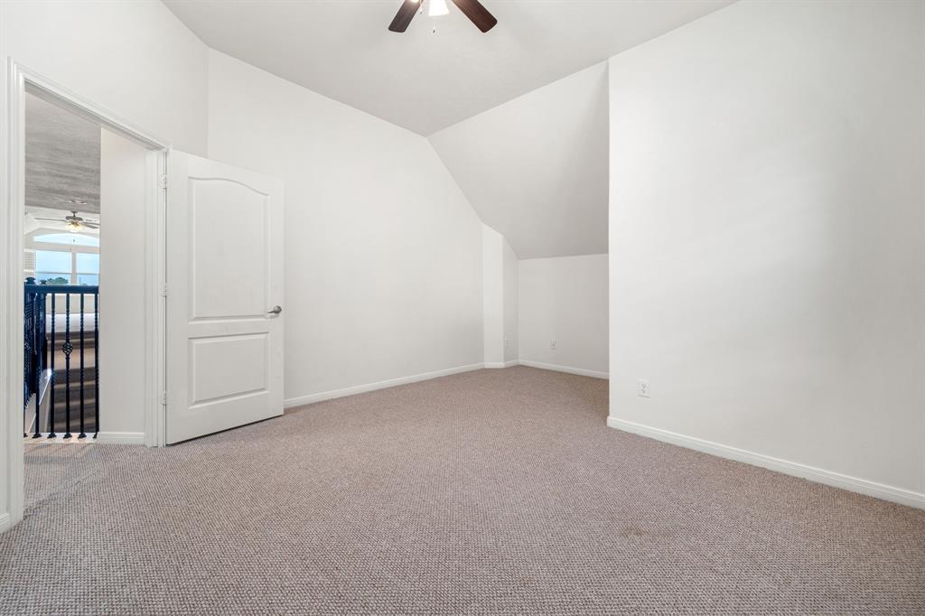 2107 Pearl Bay Court, Pearland, Texas image 31