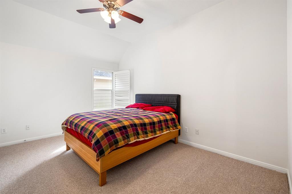 2107 Pearl Bay Court, Pearland, Texas image 26