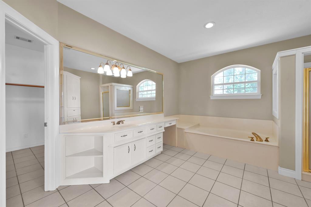 15836 Malibu, Willis, Texas image 35