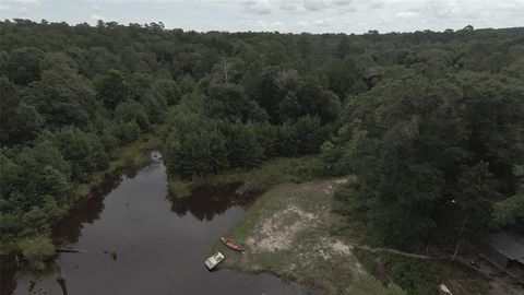 Photo of 0 Love Drive, Cleveland, TX 77327 (MLS # 45516401) Photo of 0 Love Drive, Cleveland, TX 77327 (MLS # 45516401)