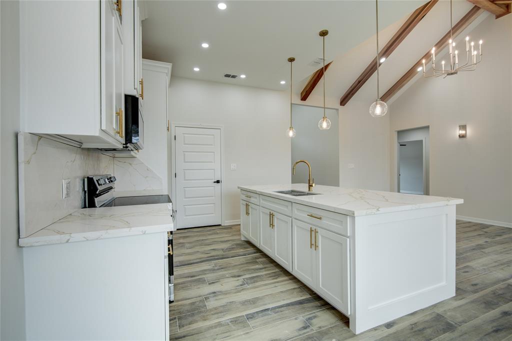 505 James Street, Clute, Texas image 10