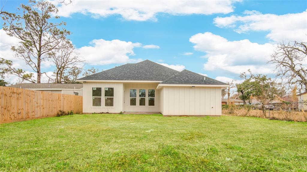 505 James Street, Clute, Texas image 34