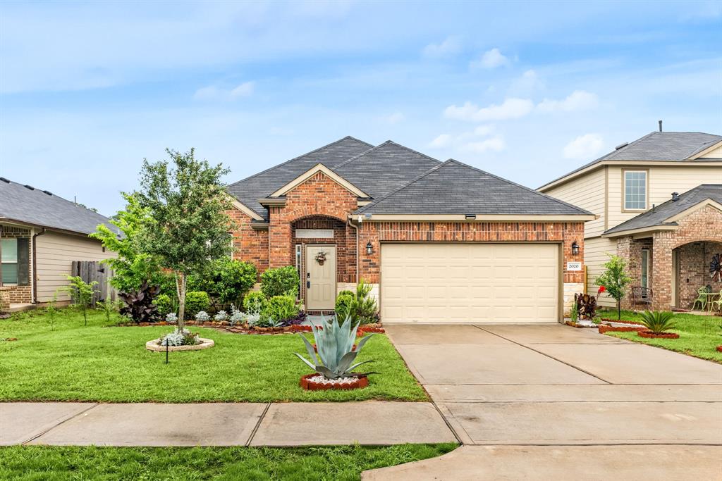 2020 Cedar Tree Court, Conroe, Texas image 3