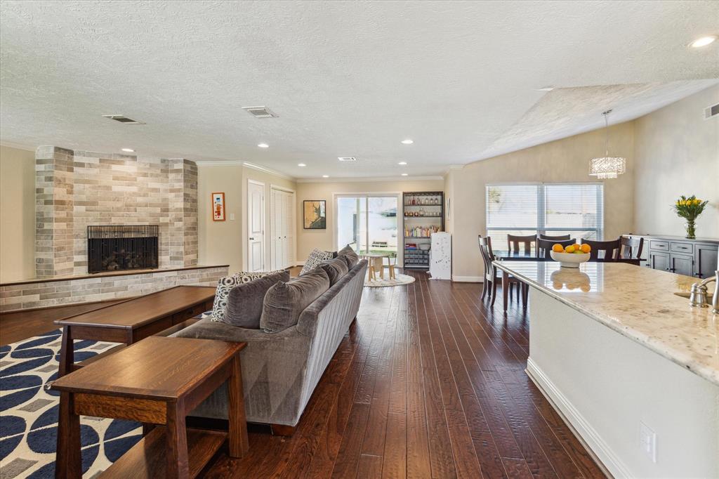 Houston, Texas 77092, United States, 3 Bedrooms Bedrooms, ,2 BathroomsBathrooms,Residential,Pending,79185