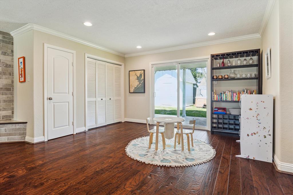 Houston, Texas 77092, United States, 3 Bedrooms Bedrooms, ,2 BathroomsBathrooms,Residential,Pending,79185