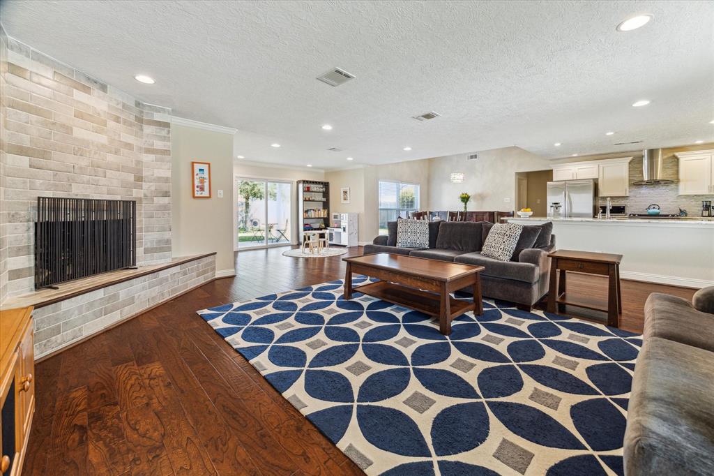 Houston, Texas 77092, United States, 3 Bedrooms Bedrooms, ,2 BathroomsBathrooms,Residential,Pending,79185