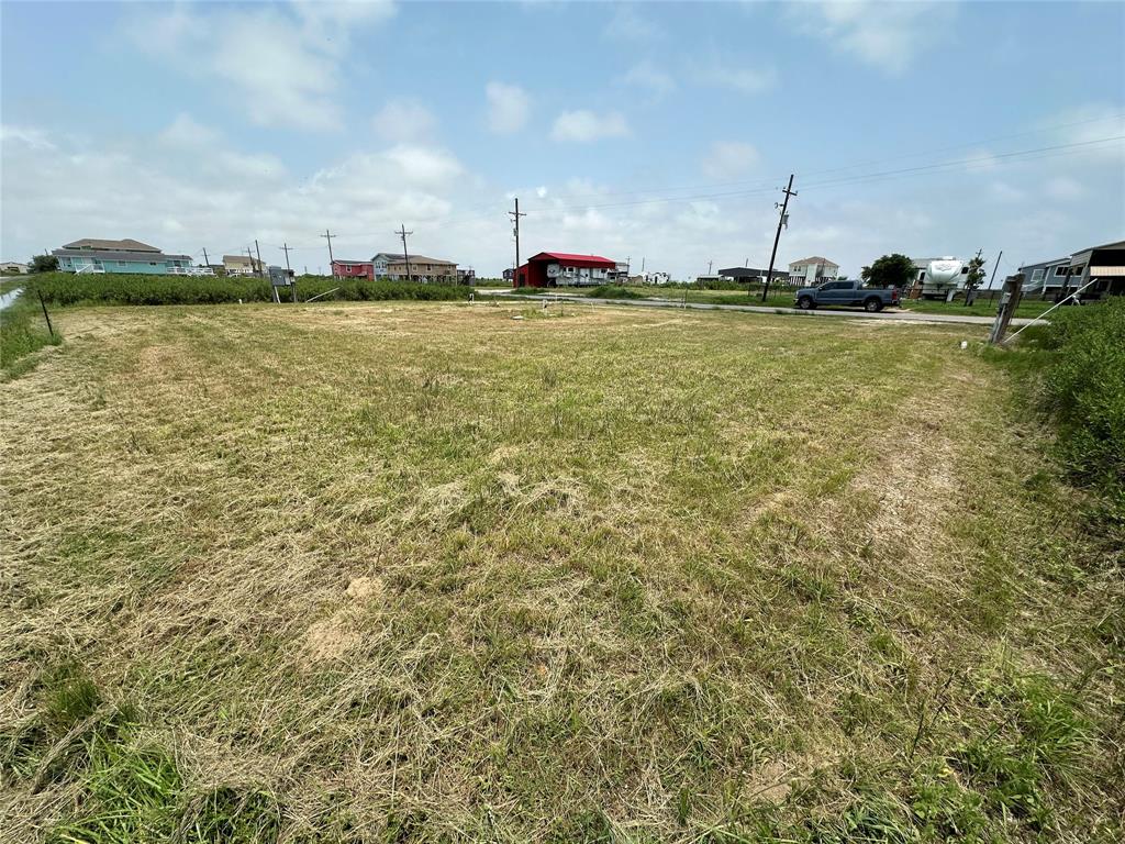 1215 W Canal