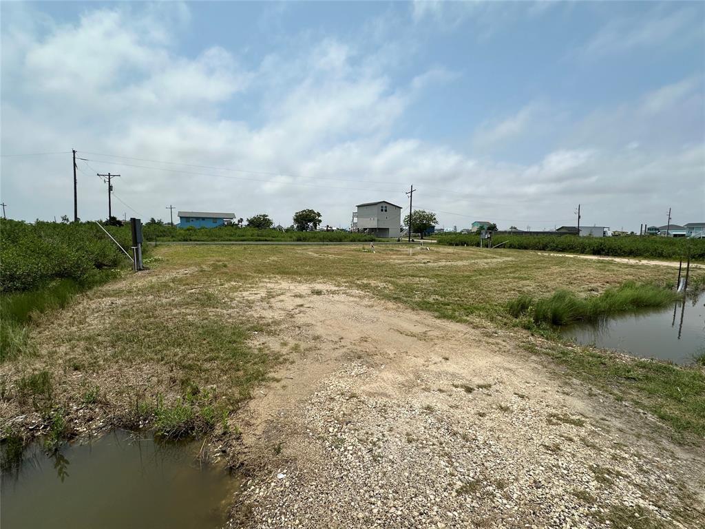 1215 W Canal