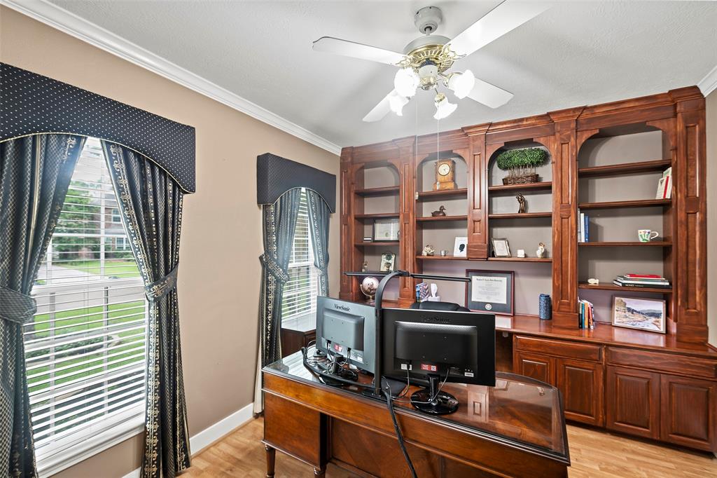 16630 Avenfield Road, Tomball, Texas image 10