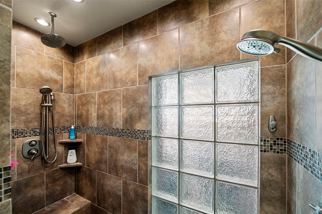 16630 Avenfield Road, Tomball, Texas image 17