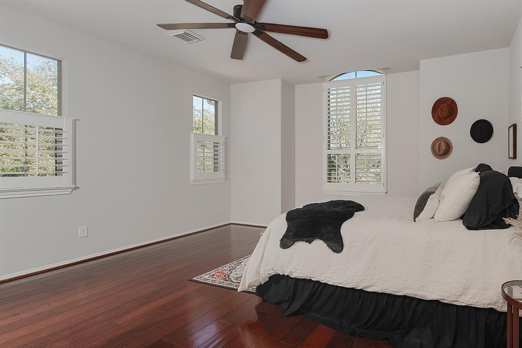 7 Heathcote Court, The Woodlands, Texas image 24