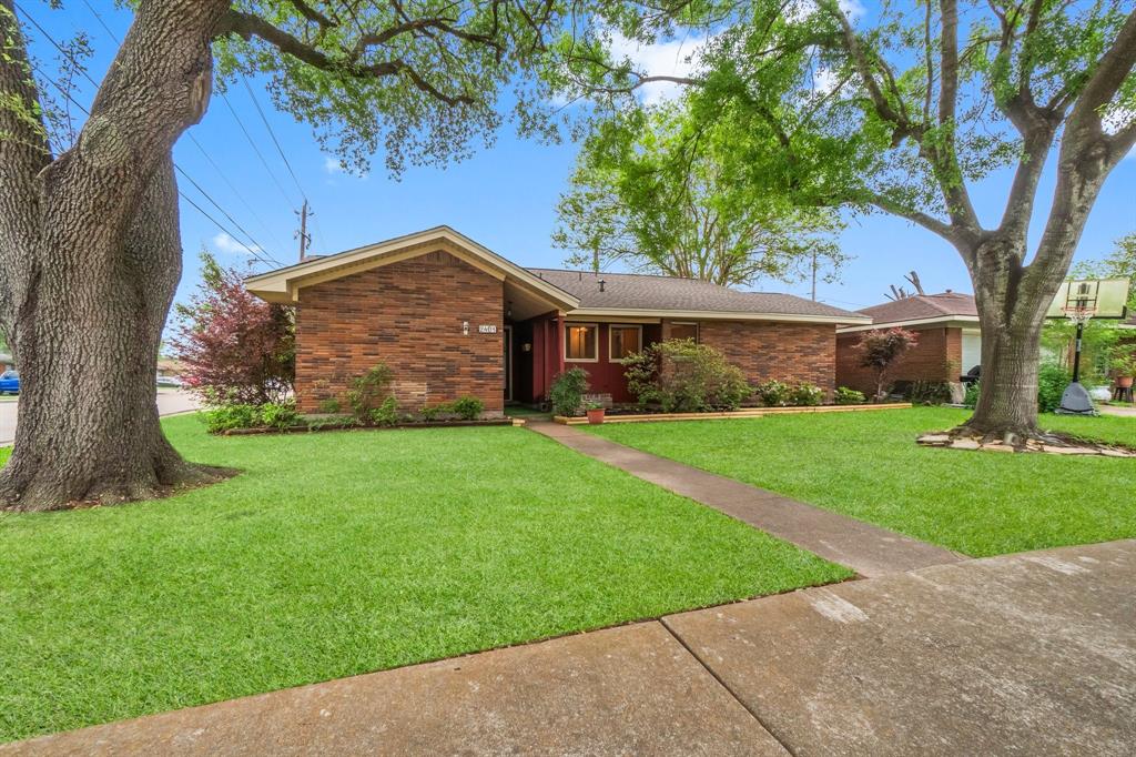 2401 Halkies Road, Pasadena, Texas image 1