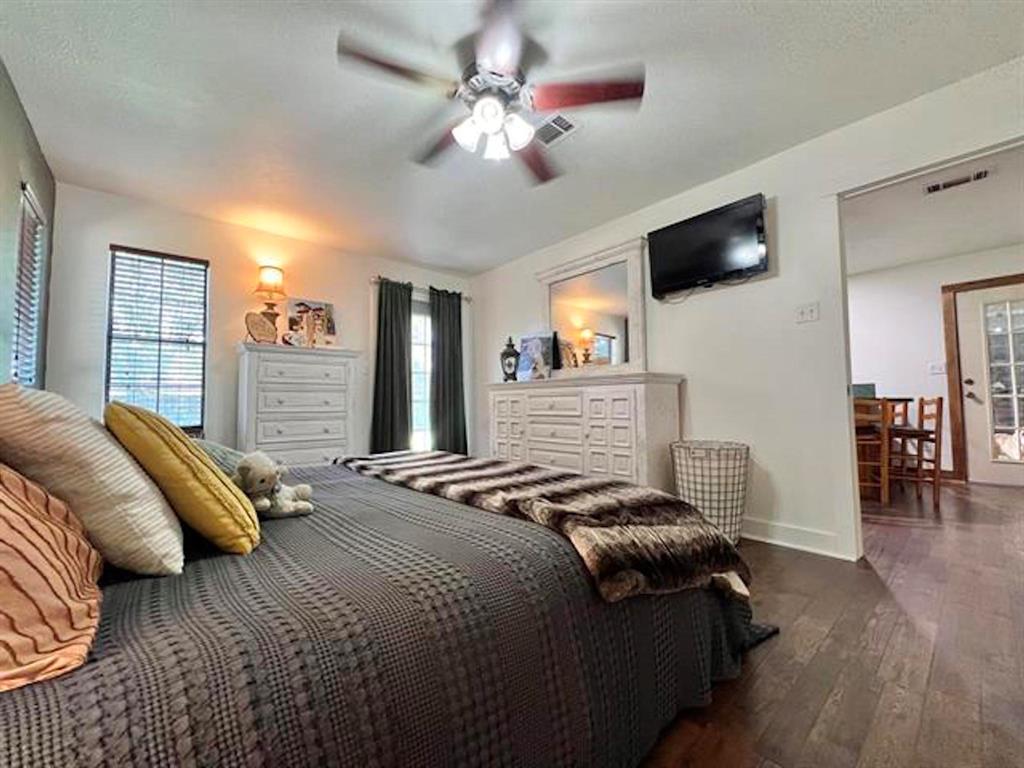 880 E Tram Road, Vidor, Texas image 10