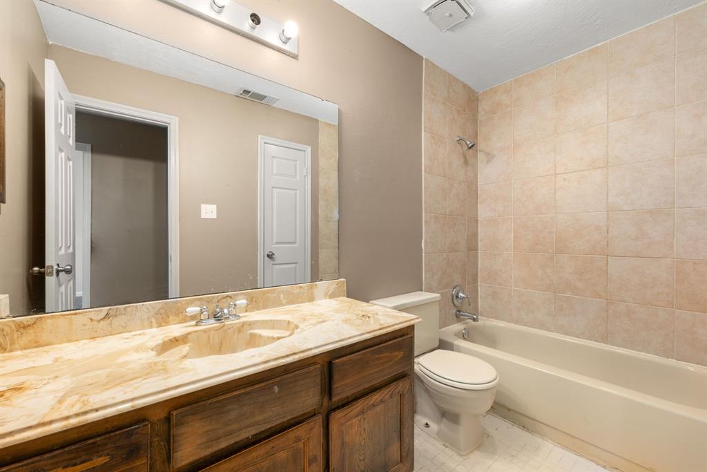 4719 Black Rock Street, Baytown, Texas image 32