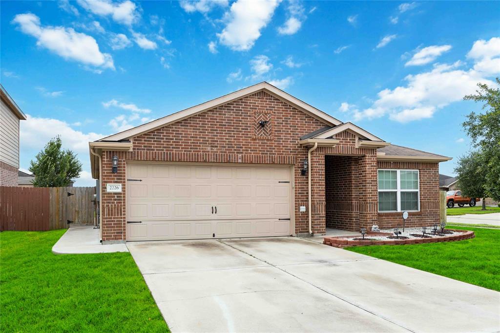 2226 Sandy Sea Road, Rosenberg, Texas image 2