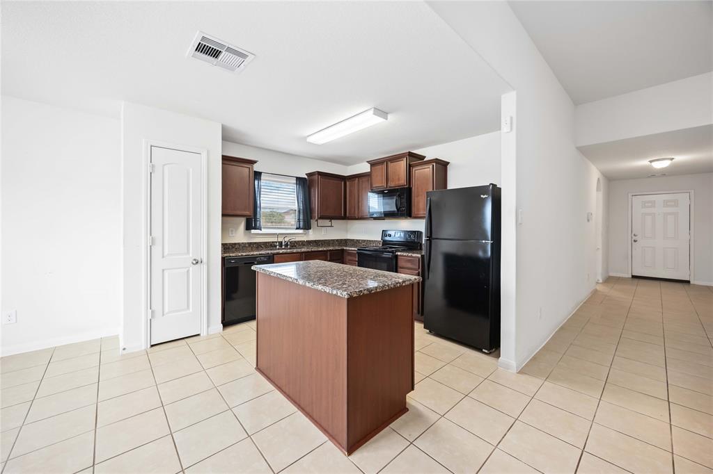 2226 Sandy Sea Road, Rosenberg, Texas image 5