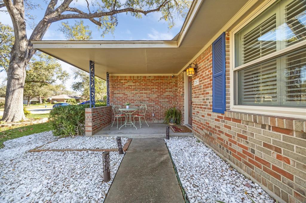 2207 Latexo Drive, Houston, Texas image 3