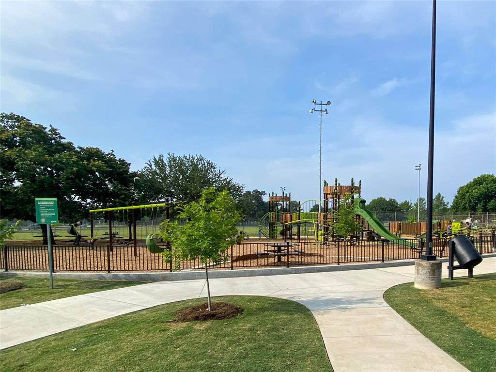 2207 Latexo Drive, Houston, Texas image 22