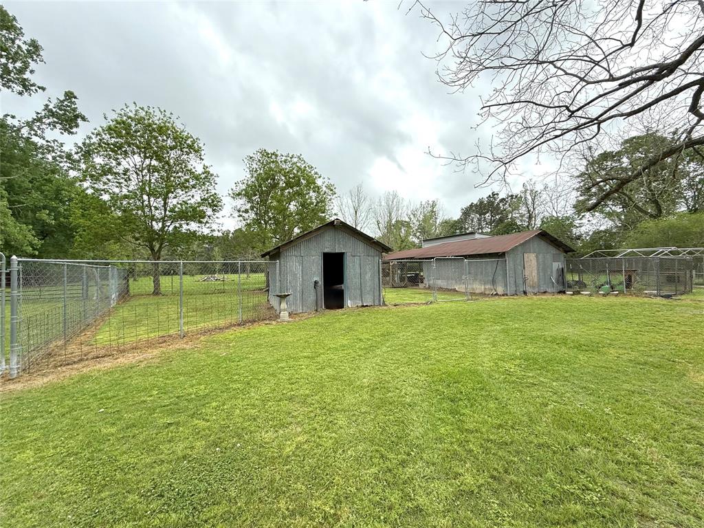 740 County Road 318, Cleveland, Texas image 33