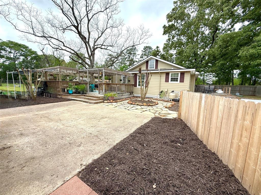 740 County Road 318, Cleveland, Texas image 37