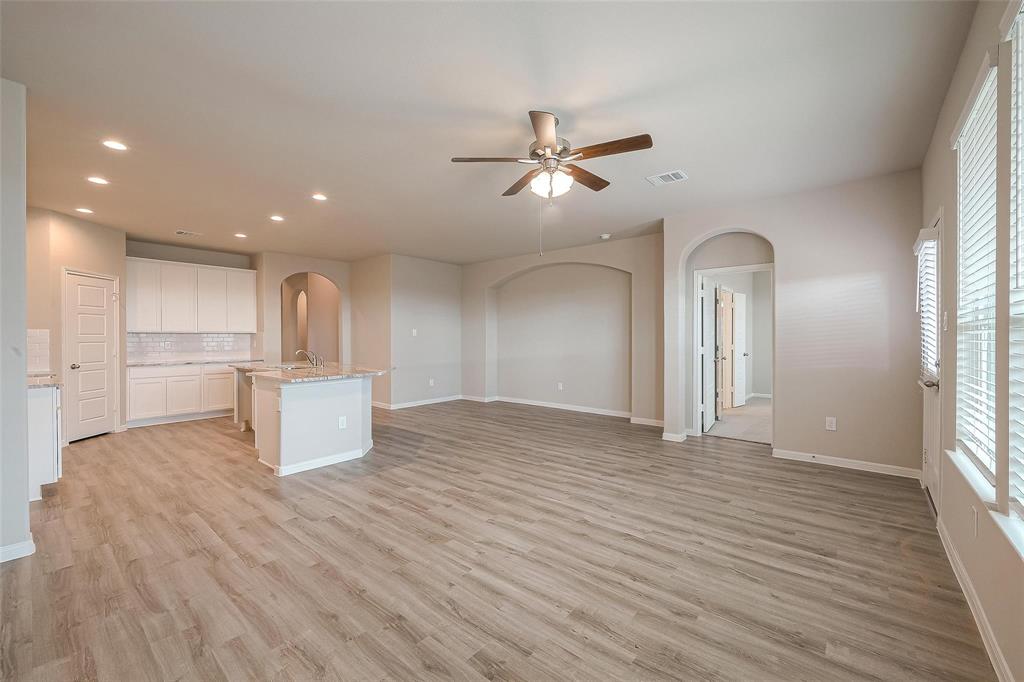 2135 Sanders Brook Drive, Baytown, Texas image 7