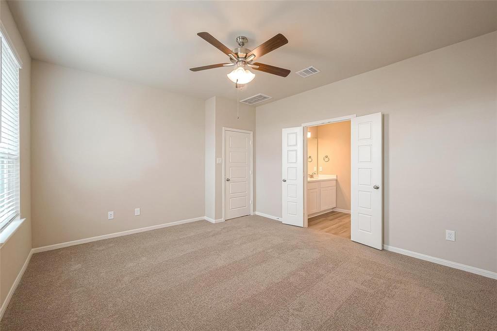 2135 Sanders Brook Drive, Baytown, Texas image 14