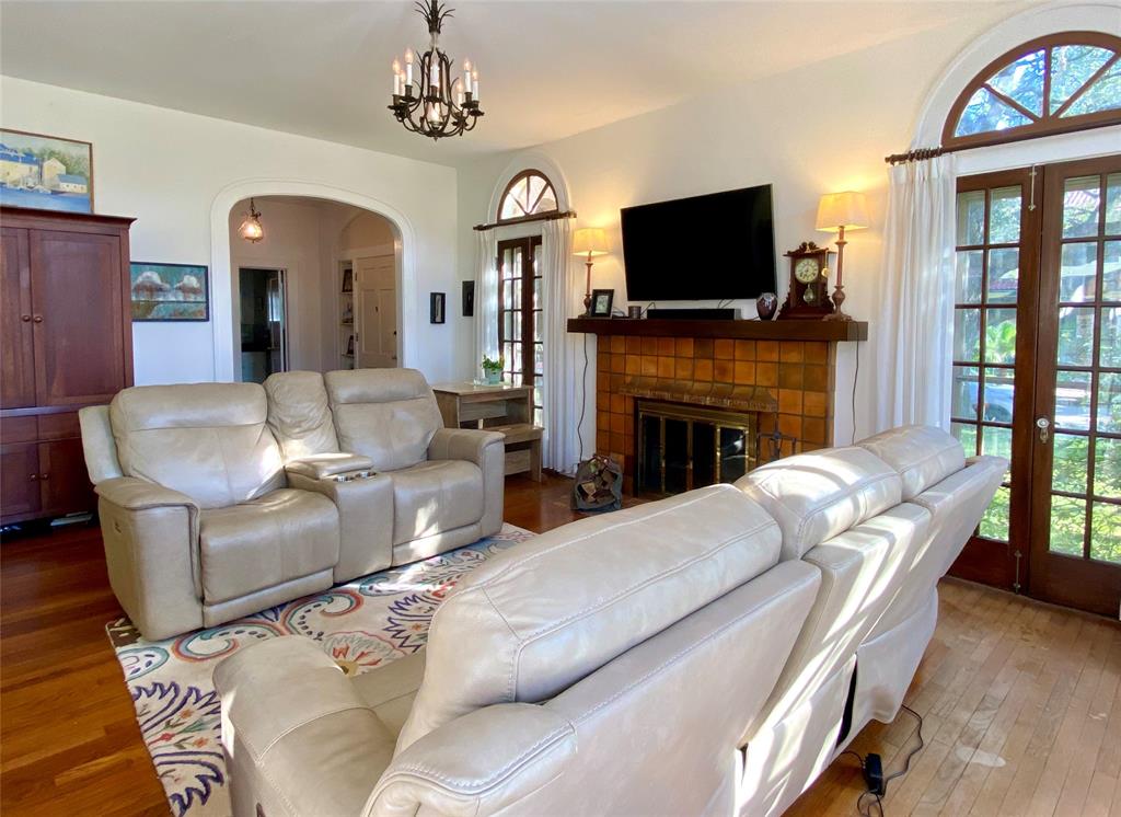 1 Cedar Lawn Drive, Galveston, Texas image 6