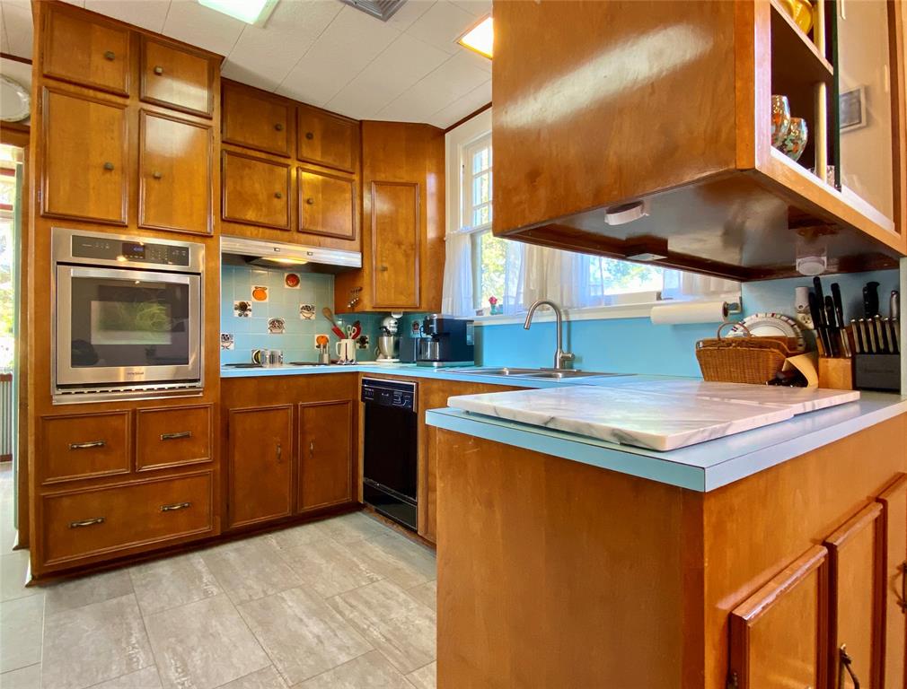1 Cedar Lawn Drive, Galveston, Texas image 13