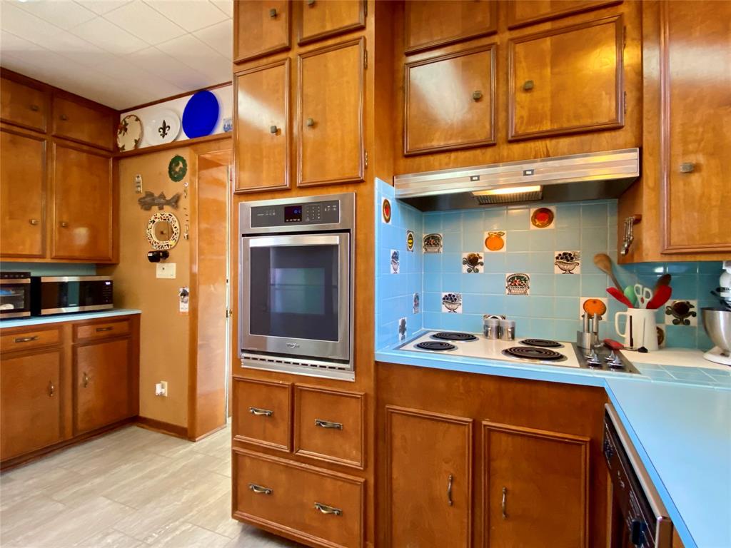 1 Cedar Lawn Drive, Galveston, Texas image 15