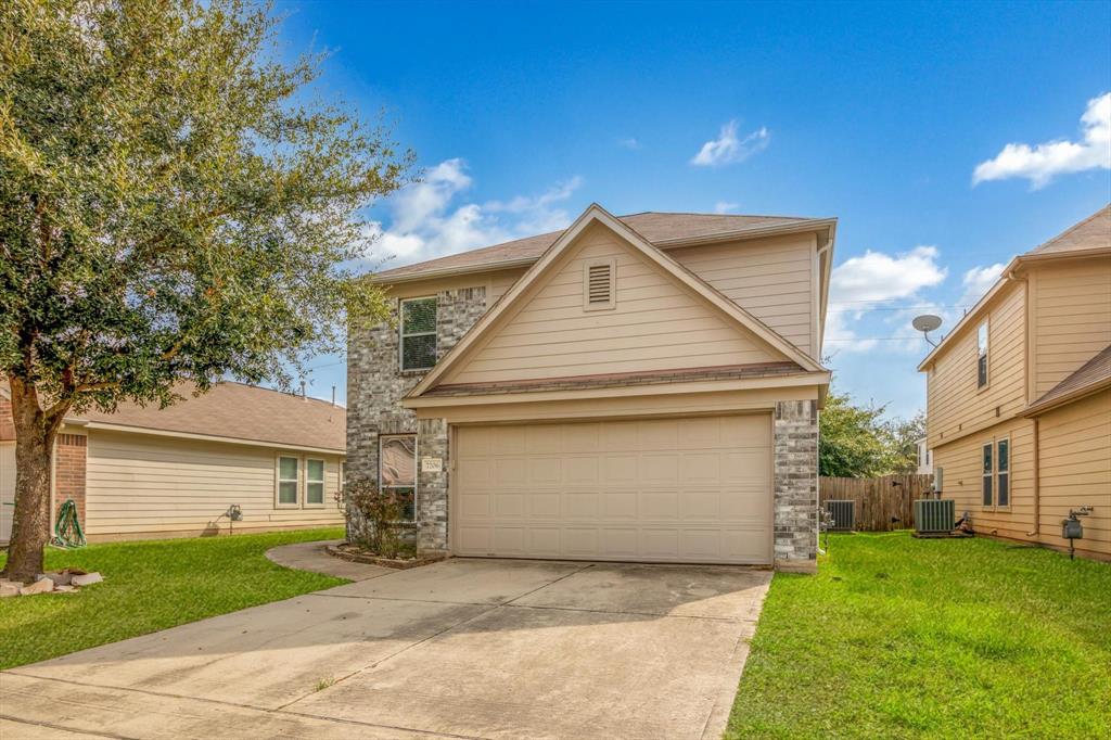 7206 Fox Scene Drive, Humble, Texas image 3